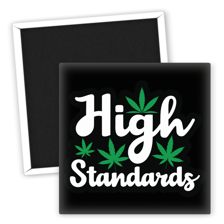 Zum Produkt Kühlschrankmagnet High Standards Weed Motiv mit Hanfblättern