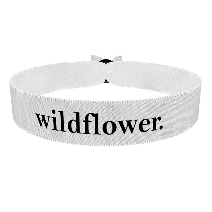Zum Produkt Wildflower weiß Stoffarmband