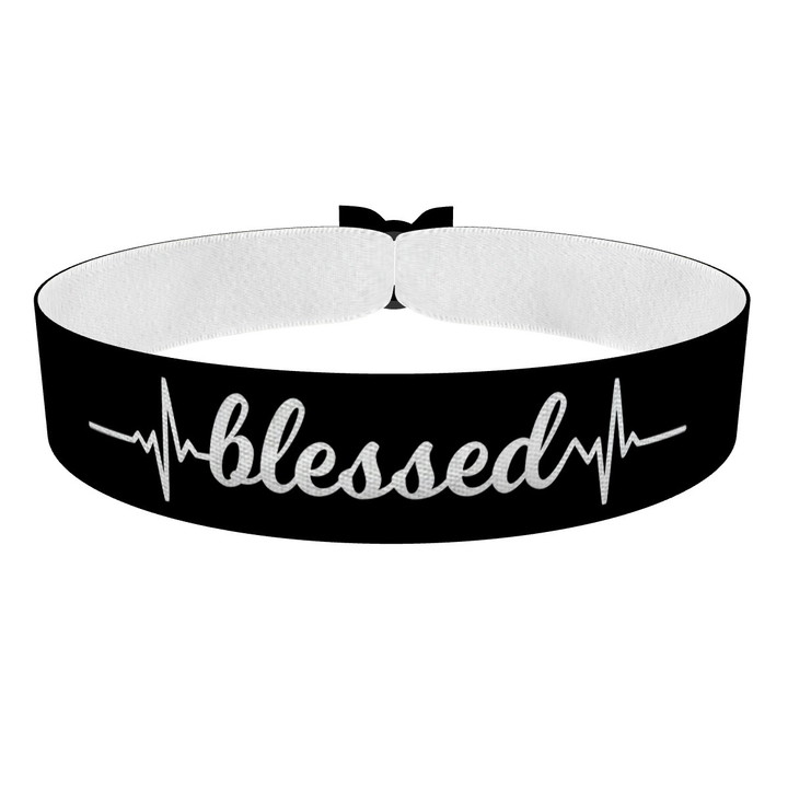 Zum Produkt Blessed schwarz Stoffarmband