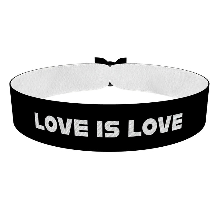 Zum Produkt Love is Love schwarz/weiß Stoffarmband