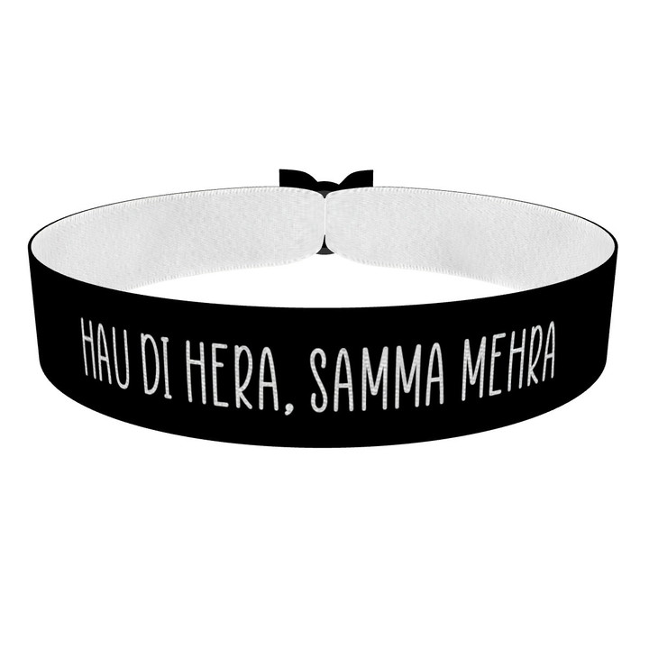 Zum Produkt Hau di hera, samma mehra Stoffarmband