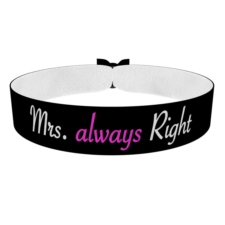 Zum Produkt Mrs. always Right Stoffarmband