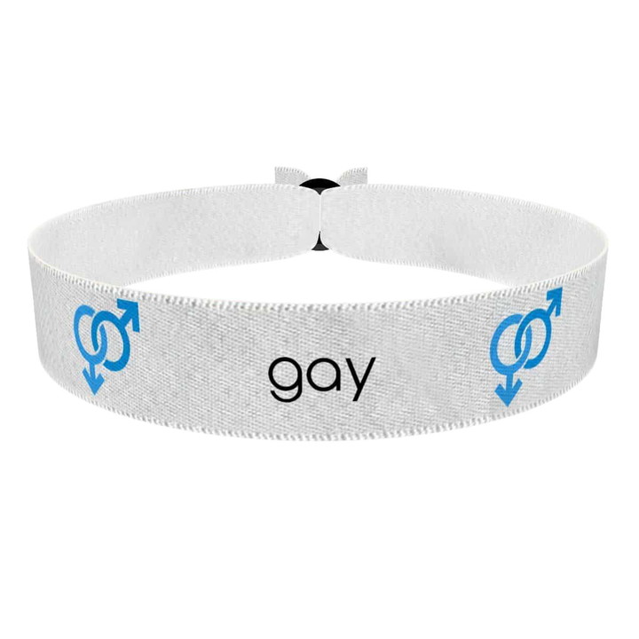 Zum Produkt Gay Symbol Text weiß Stoffarmband