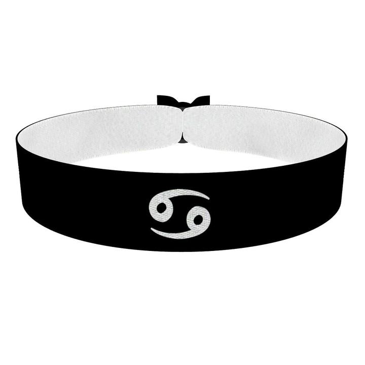 Zum Produkt Krebs Sternzeichen Symbol schwarz Stoffarmband