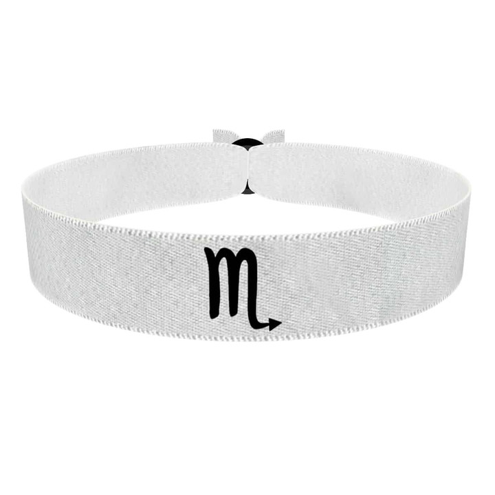 Zum Produkt Skorpion Sternzeichen Symbol weiß Stoffarmband