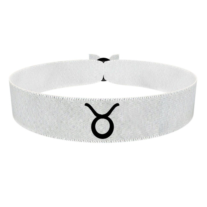 Zum Produkt Stier Sternzeichen Symbol weiß Stoffarmband