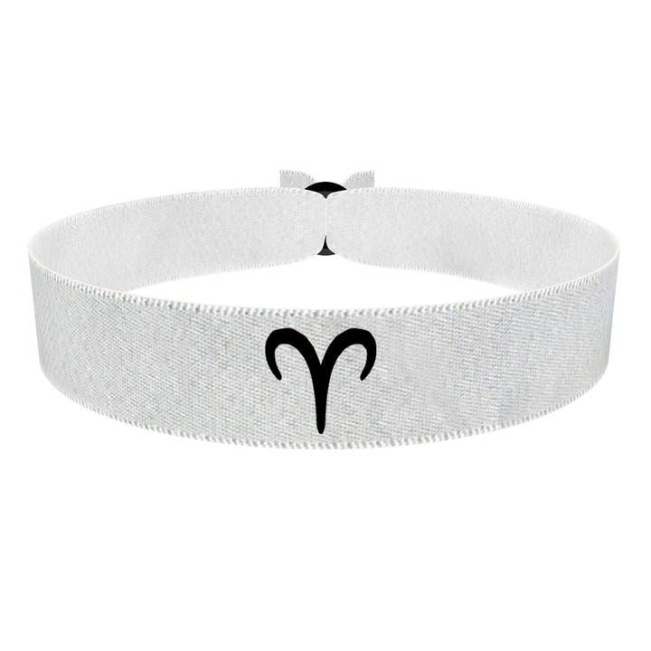 Zum Produkt Widder Sternzeichen Symbol weiß Stoffarmband
