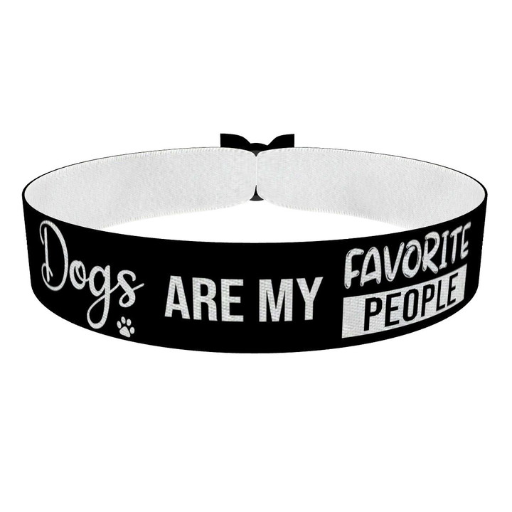 Zum Produkt Dogs are my favorite people Stoffarmband