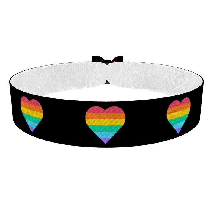Zum Produkt LGBTQ Rainbow Hearts schwarz Stoffarmband
