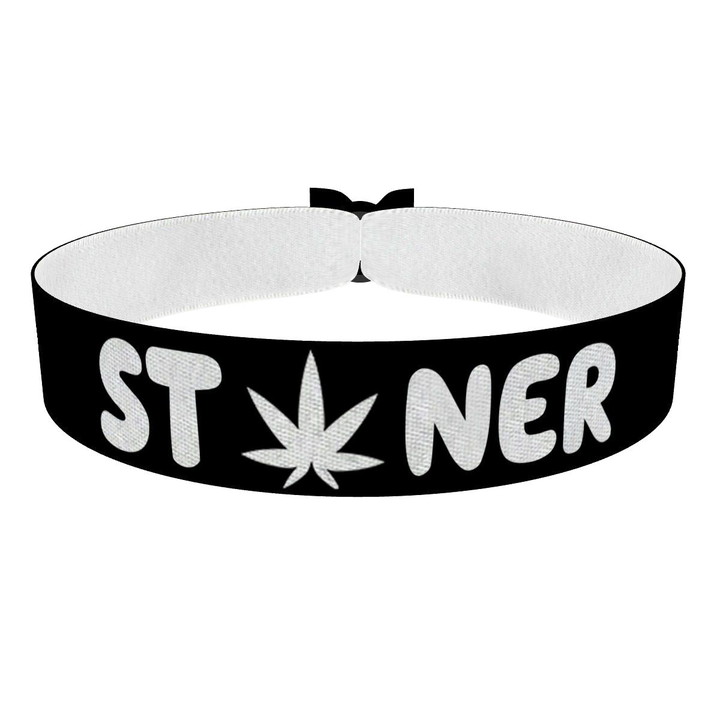 Zum Produkt Stoner schwarz Stoffarmband
