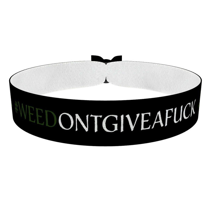 Zum Produkt WEEDont give a Fuck schwarz Stoffarmband