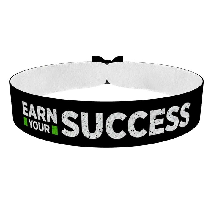 Zum Produkt Earn your Success Stoffarmband