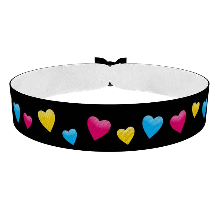 Zum Produkt Bunte Herzen Stoffarmband