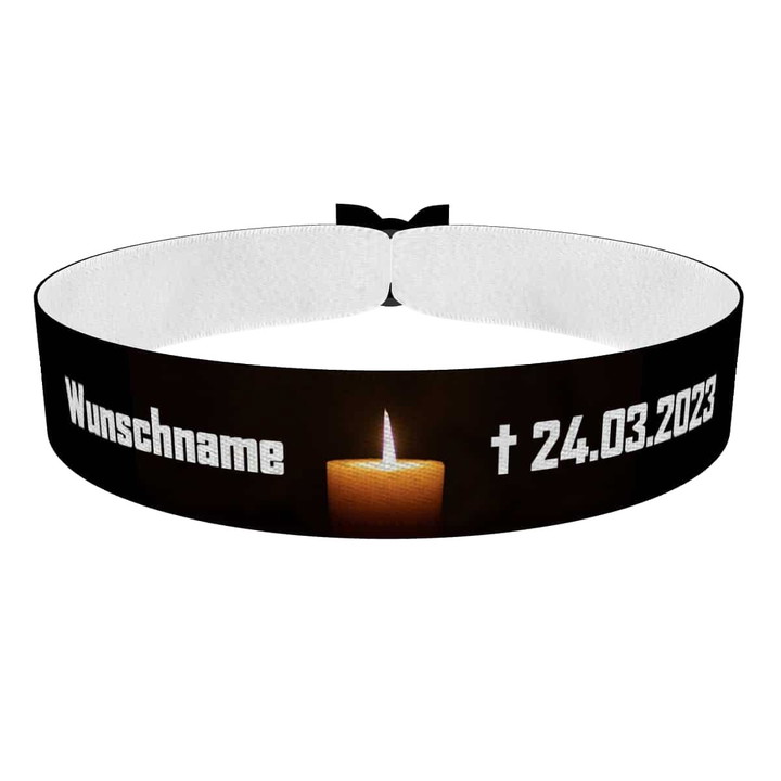 Zum Produkt Kerze Stoffarmband mit Name und Datum