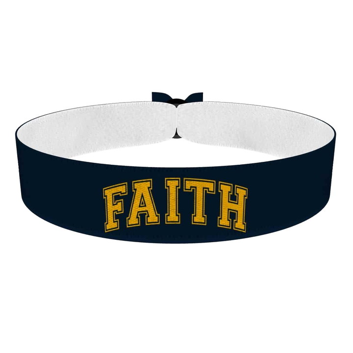 Zum Produkt Faith Stoffarmband