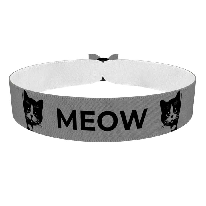 Zum Produkt Stoffarmband Meow für Katzenliebhaber im trendy Design