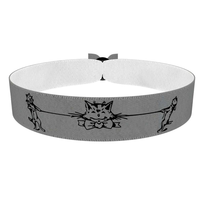 Zum Produkt Stoffarmband Katzenspaß mit niedlichem Katzenmotiv