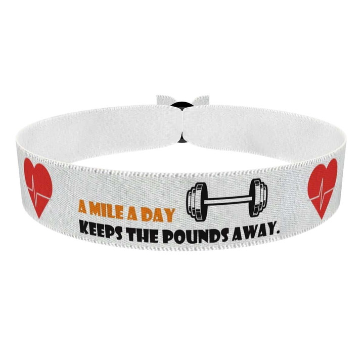 Zum Produkt Stoffarmband A Mile A Day Keeps The Pounds Away