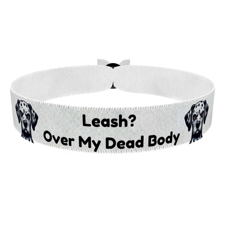 Zum Produkt Stoffarmband mit Hundemotiv Over My Dead Body für Hundeliebhaber