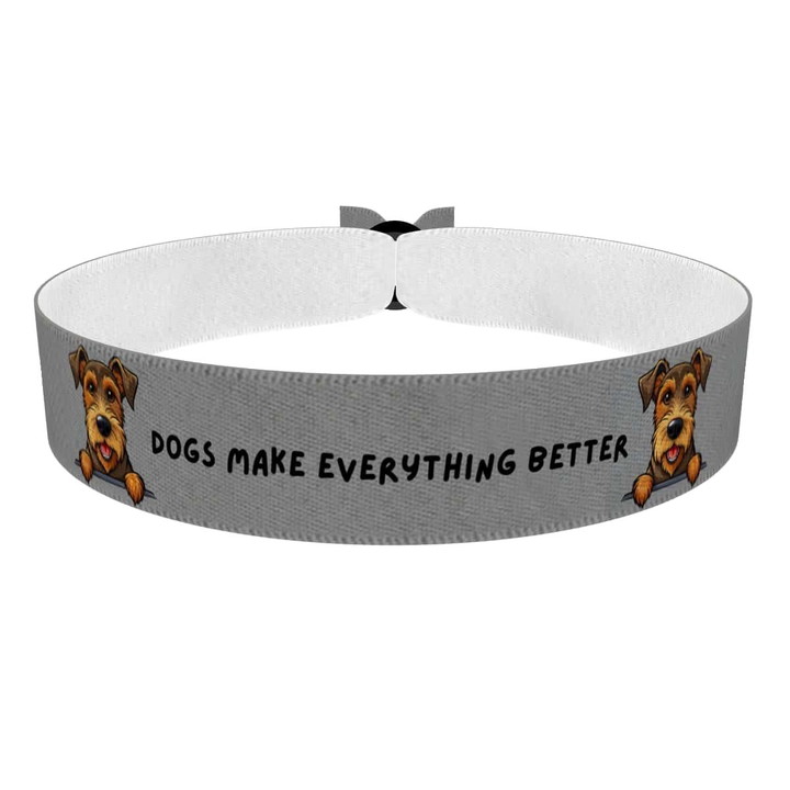 Zum Produkt Stoffarmband mit Hundemotiv Dogs Make Everything Better