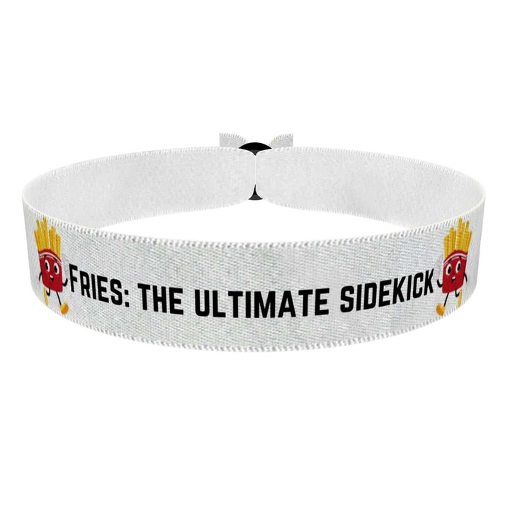 Zum Produkt Stoffarmband mit lustigem Pommes Motiv für Food und Drink Fans