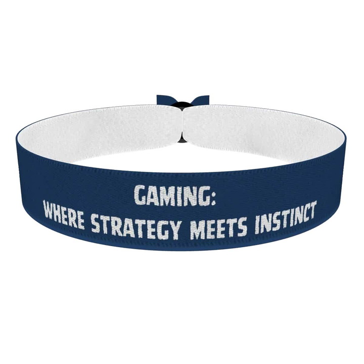 Zum Produkt Stoffarmband Gamer Motiv Strategie trifft Instinkt