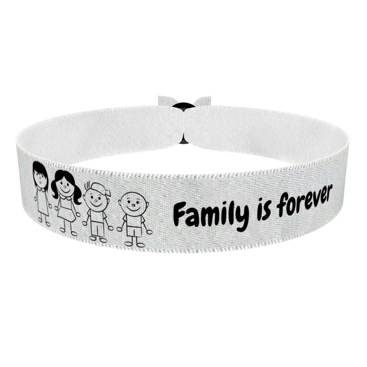 Zum Produkt Stoffarmband mit Family and Friends Motiv für Gemeinschaftsgefühl