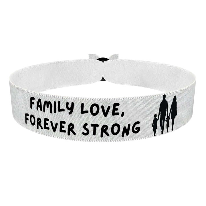 Zum Produkt Stoffarmband Family Love Forever Strong für Familie und Freunde