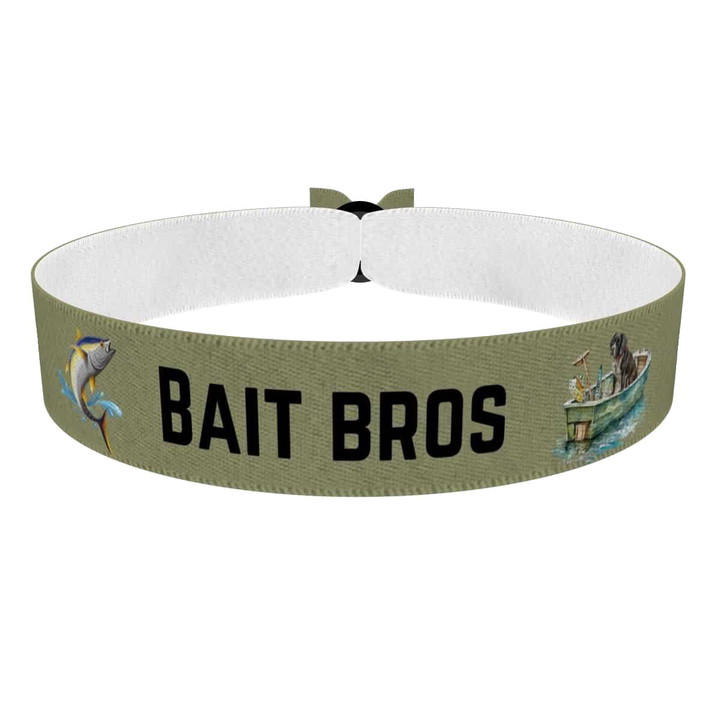Zum Produkt Stoffarmband mit Anglerboot und Fischmotiv für Angelfans