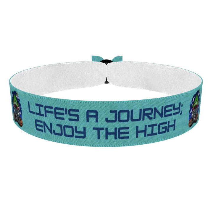 Zum Produkt Life's a journey enjoy the high Stoffarmband