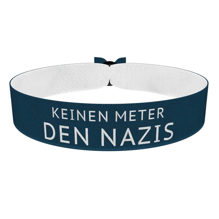 Zum Produkt Keinen Meter den Nazis Stoffarmband