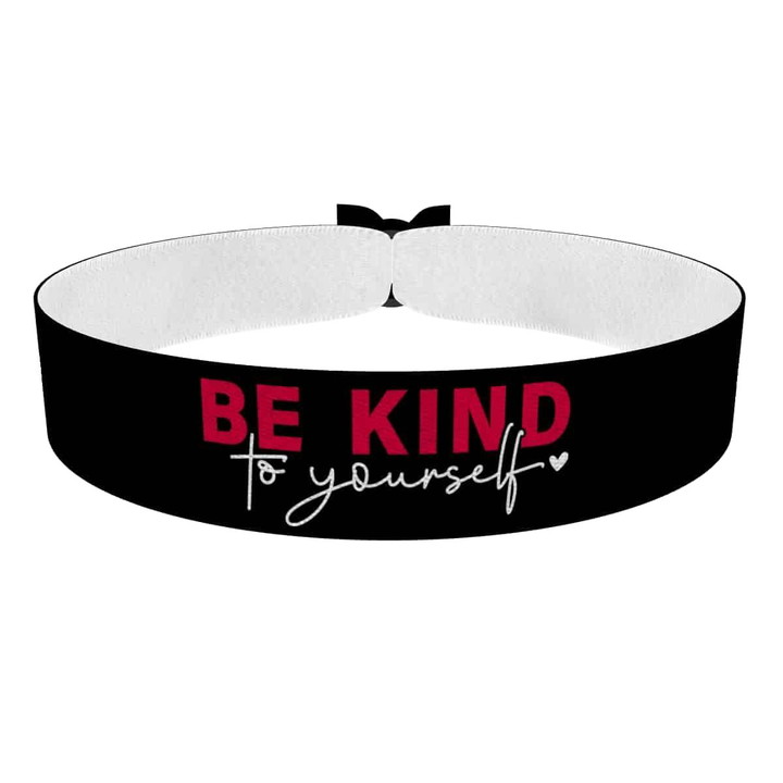 Zum Produkt Be kind to yourself Stoffarmband
