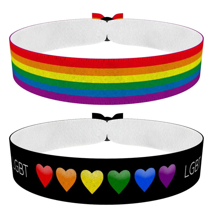 Zum Produkt 2er-Set LGBT Hearts und LGTBQ Rainbow-Flagge Stoffarmband LGBTQIA+