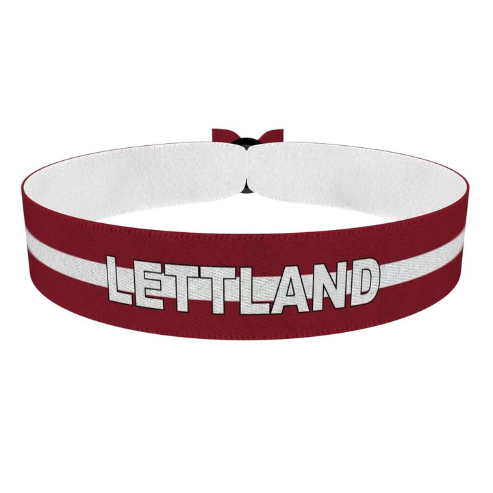 Zum Produkt Lettland Flagge mit Ländername Stoffarmband