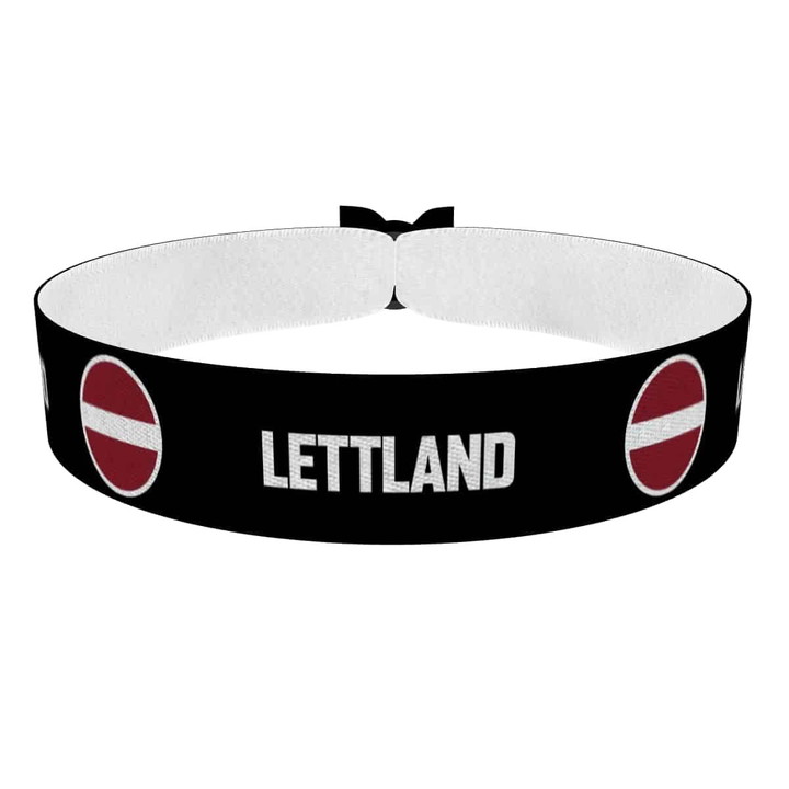 Zum Produkt Lettland runde Flaggen Stoffarmband